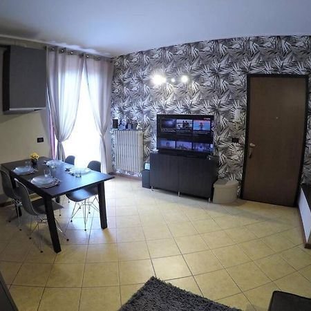 شقة Casa Di Mirco - Ampio E Moderno Bilocale Castenedolo المظهر الخارجي الصورة